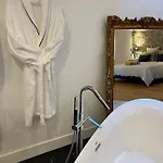 Au Fil De L'eau B&B