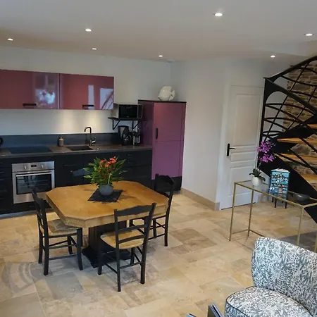 ベッド・アンド・ブレックファスト Au Fil De L'eau Le Vast