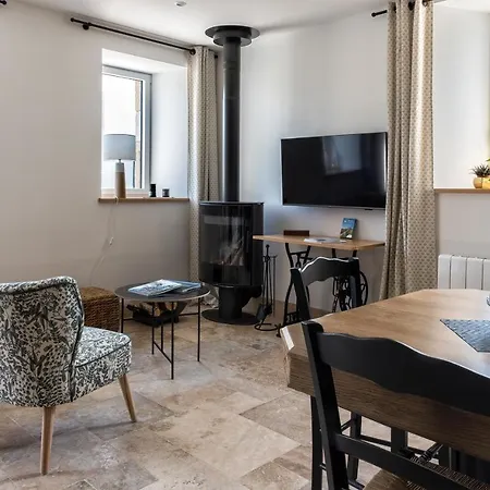 Au Fil De L'eau ベッド・アンド・ブレックファスト Le Vast