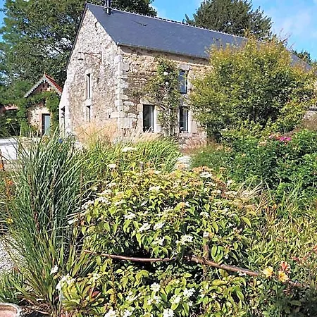 Au Fil De L'eau 4*