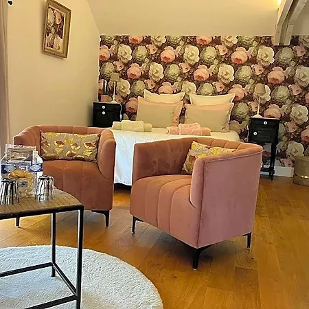 Au Fil De L'eau Nocleg ze śniadaniem 4*